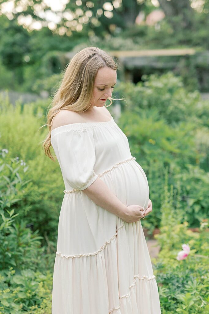 Image of expecting mother at Cross Estate Gardens by NJ Maternity Photographer, Christina Claire Photography